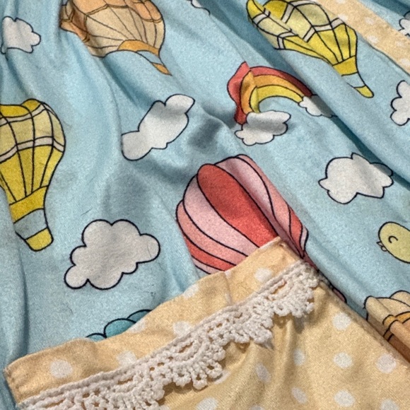 Colorful Matching Set - Picture 4 of 4